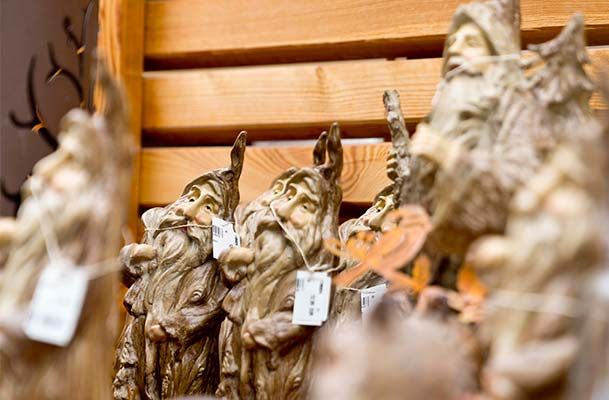 Linzmeier Baumarkt Ehingen - Holzfiguren